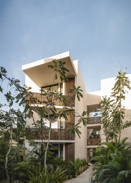 OPHELIA Apartments